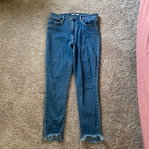 Authentic High rise Levi jeans
